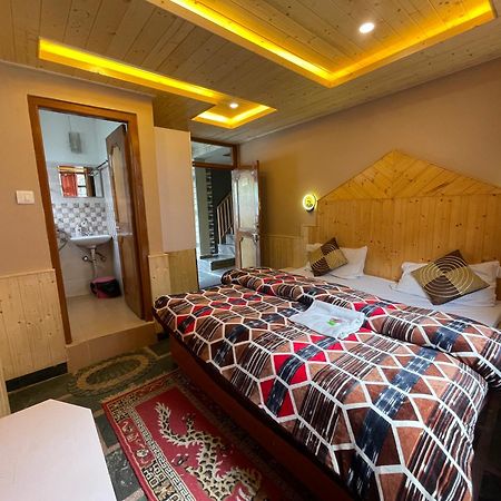 La Voglia-Old Manali Hostel Bagian luar foto